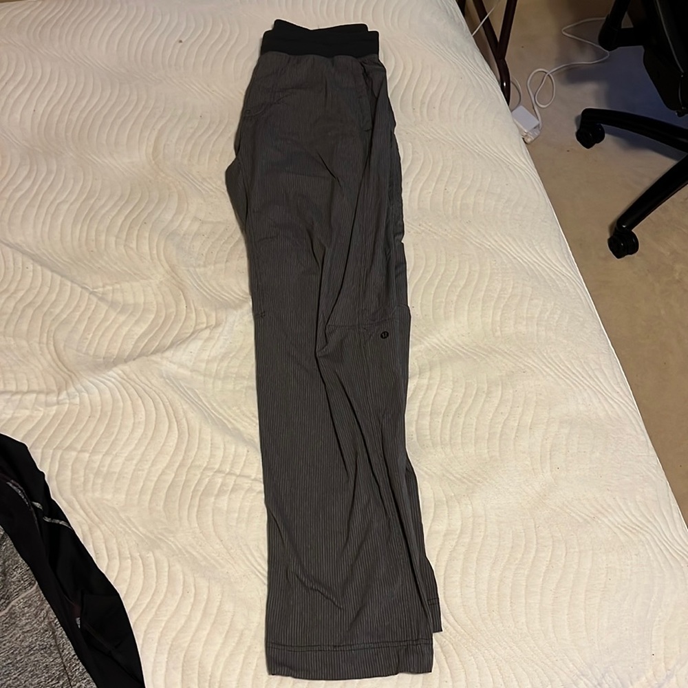 Gray Lululemon sweatpants size Large